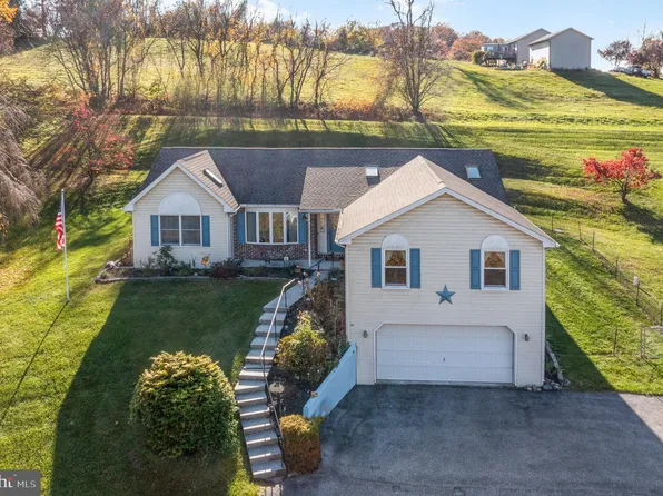 205 Shauffnertown Rd, New Cumberland, PA 17070