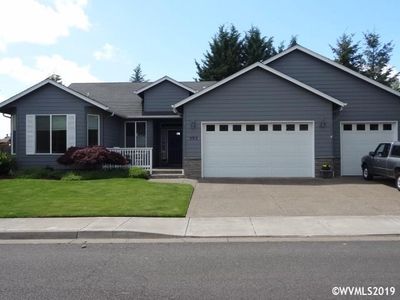 393 Cherrywood Dr, Monmouth, OR, 97361