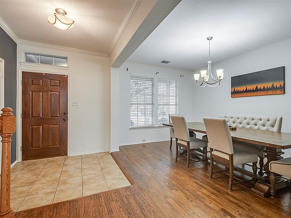 5th image of 15404 Adlong Dr