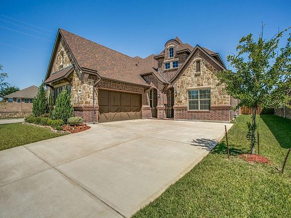 2nd image of 408 Running Bear Ct