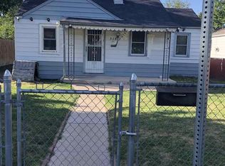 318 E 4th St, Cheyenne, WY 82007