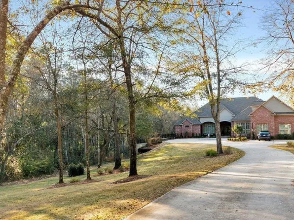 6094 Riverchase Dr S, Mobile, AL 36619