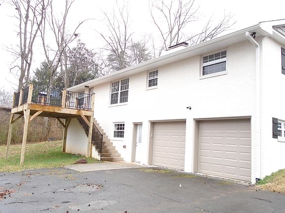 2nd image of 405 Broady Ln