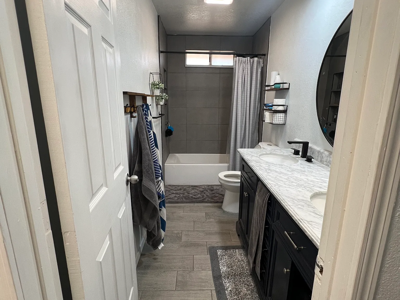 Live Oak St, Hesperia — Photo 2