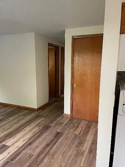 7705 Boston State Rd — Photo 3