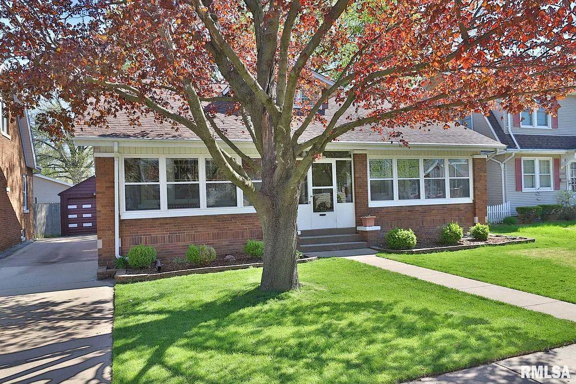 2526 W Kenwood Ave photo 1
