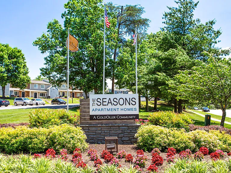 The Seasons — Photo 30