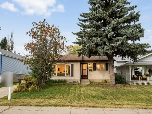 1160 35a St NW, Edmonton, AB T6L 3G3