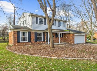 31263 Heath Ct, Beverly Hills, MI