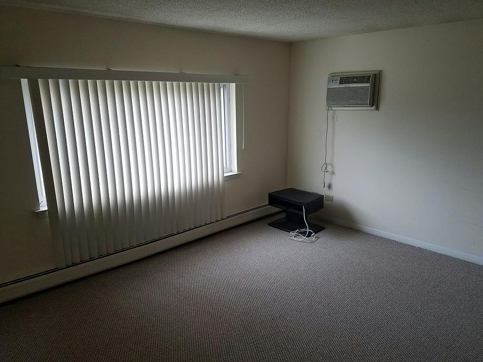 1st image of 9989 Linda Ln APT 2S