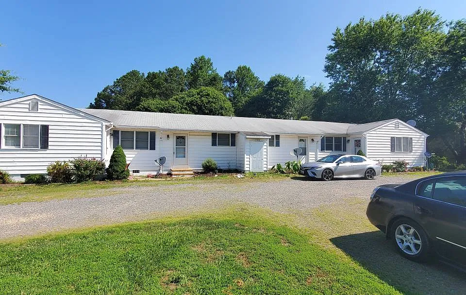 43998 Sandy Bottom Rd #4