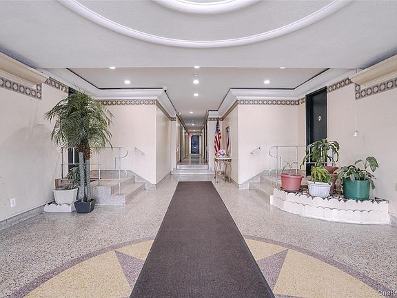 2nd image of 345 Bronx River Road #4D
