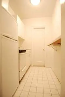 Rented by Jonis Realty | media 26