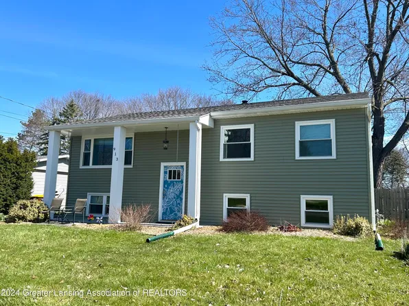 913 Eugenia Dr, Mason, MI 48854