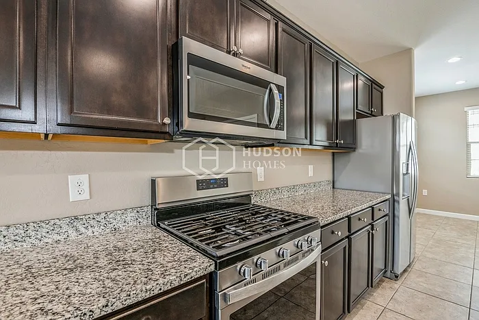 30151 W Clarendon Ave — Photo 11
