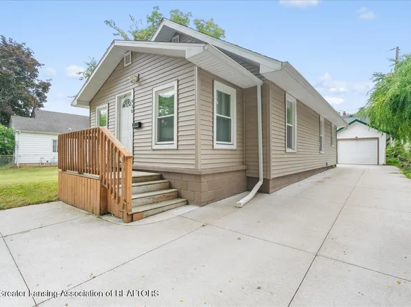 930 Durant St, Lansing, MI 48915
