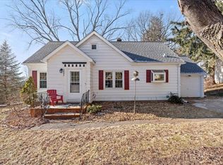 4002 Hanover St, Madison, WI 53704