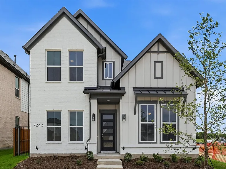 7243 Farley St — Photo 8