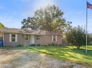 356 S Eastern Ave, Gentry, AR 72734