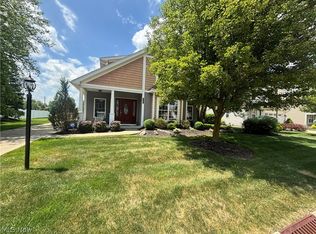 13200 Northpointe Cir, Strongsville, OH 44136