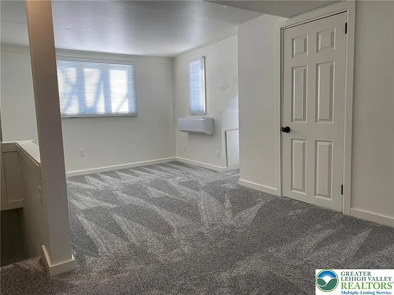 8938 Breinigsville Rd — Photo 17