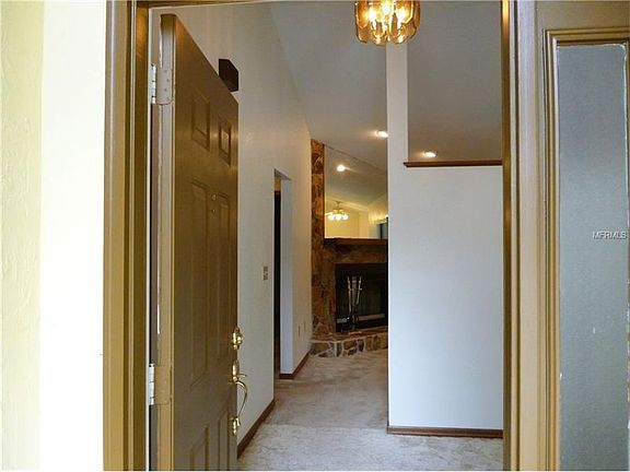 2nd image of 1321 Covey Cir S