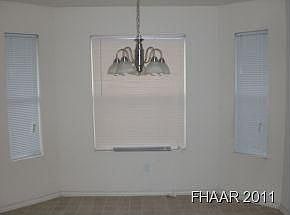 4th image of 4912 Judson Ave