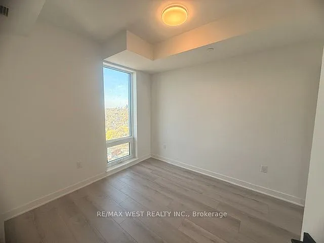 1185 Dupont St #2103 — Photo 14