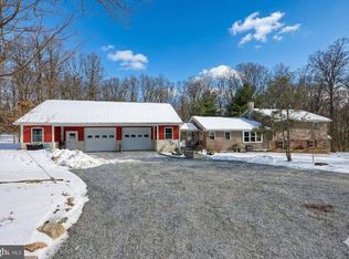 60 Peach Ln, Lancaster, PA 17601