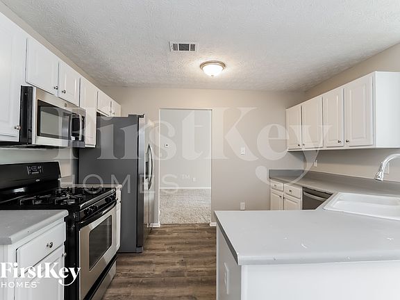 5th image of 5321 Regency Lake Ct