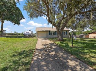 13814 Adams St, Grand Island, FL 32735