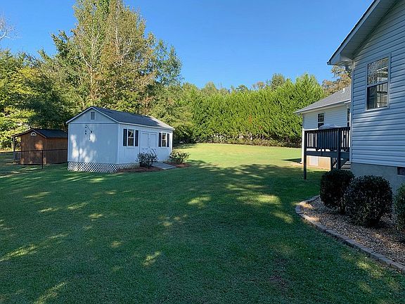 5th image of 249 Pebble Creek Dr