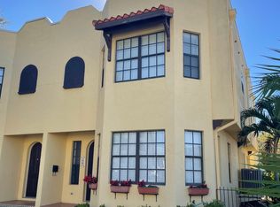 320 34th Ave N #1, Saint Petersburg, FL 33704