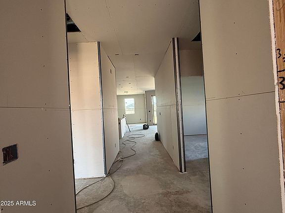 3rd image of 9624 W TAMARISK Avenue