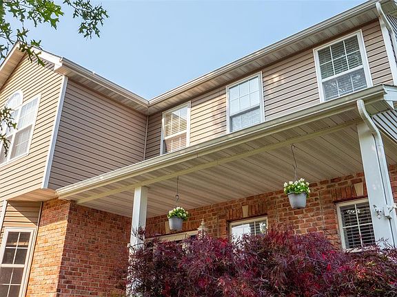3rd image of 991 Prestonwood Dr