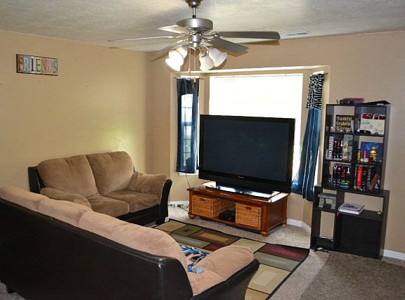 2nd image of 586 Legacy Ln