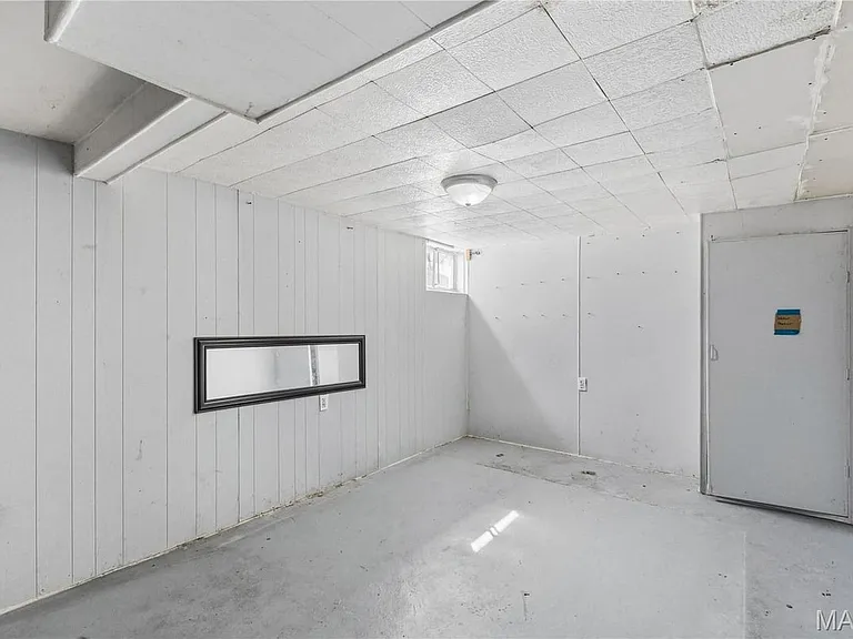 7471 Sharon Dr — Photo 15