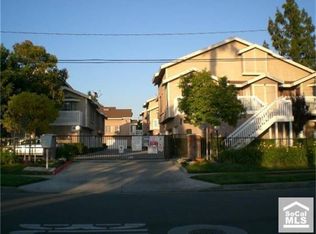 221 N Mountain View St #1, Santa Ana, CA 92703
