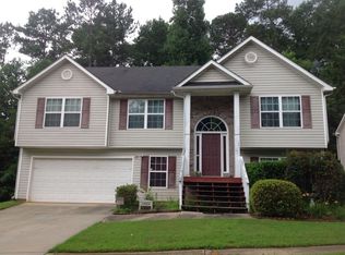 3995 Crestwater Ln, Snellville, GA