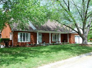 1911 Summer Ridge Rd, Mexico, MO 65265