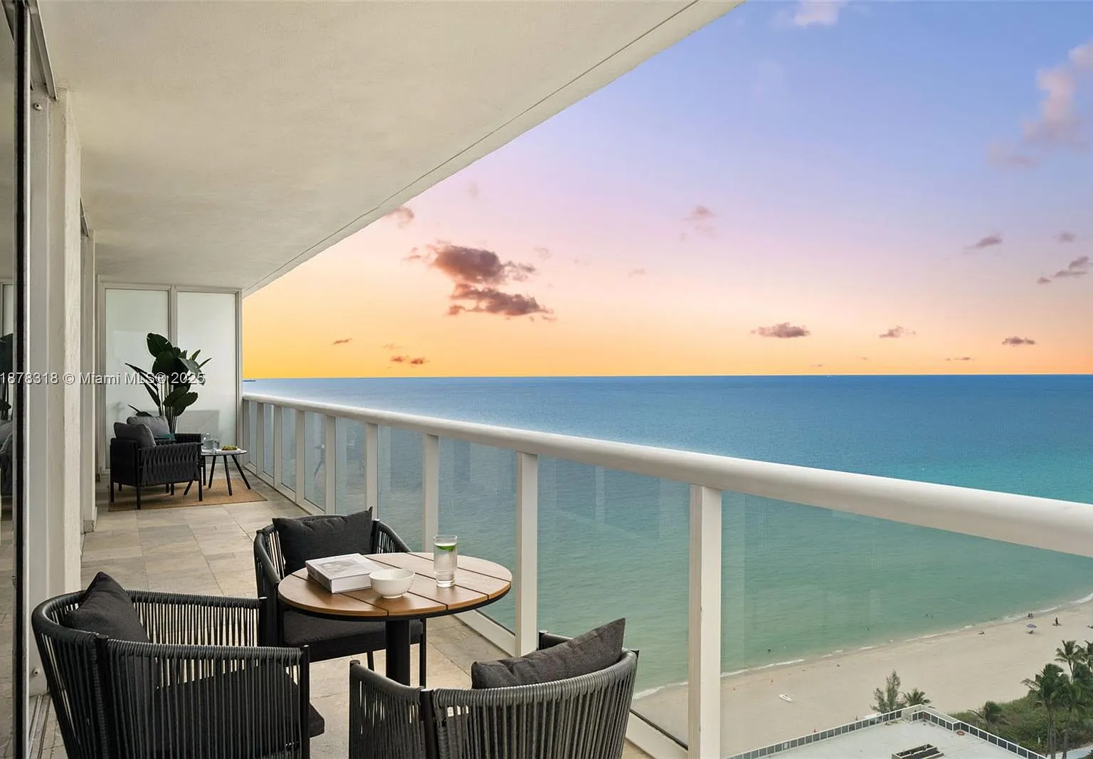 Beach Club Two Condo — Photo 2