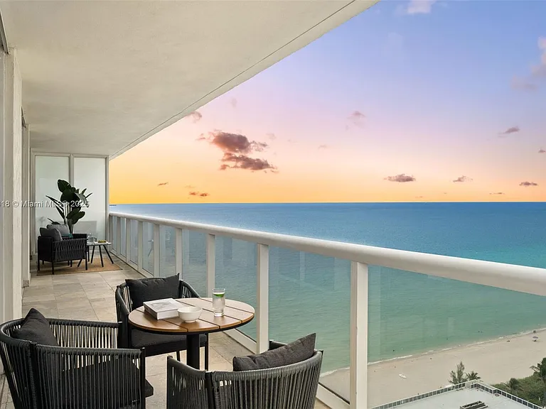 1830 S Ocean Dr #2306 — Photo 2