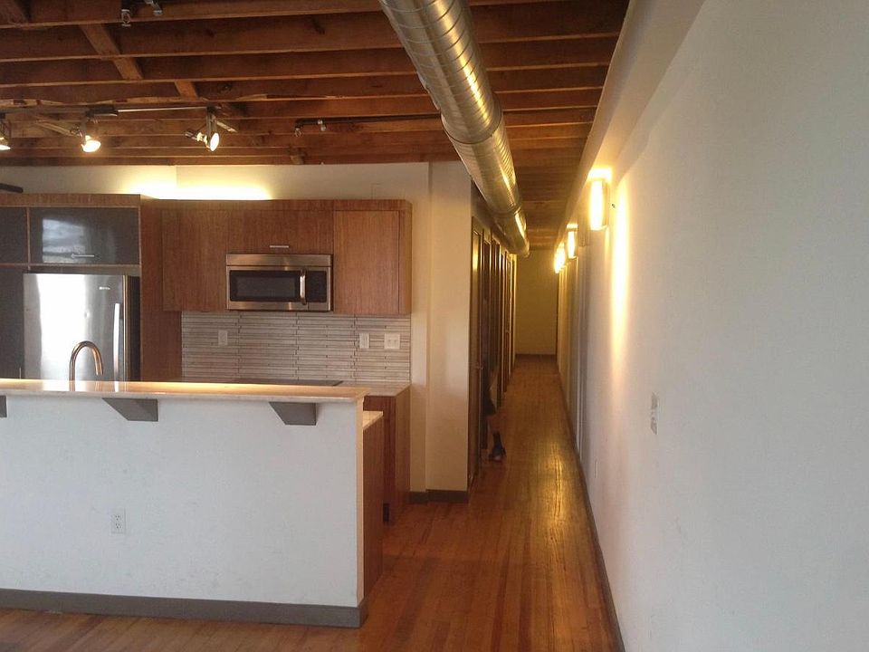 1st image of 2906 W Clay St Unit 23