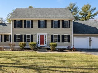 127 Hillcrest Rd, Northbridge, MA 01534
