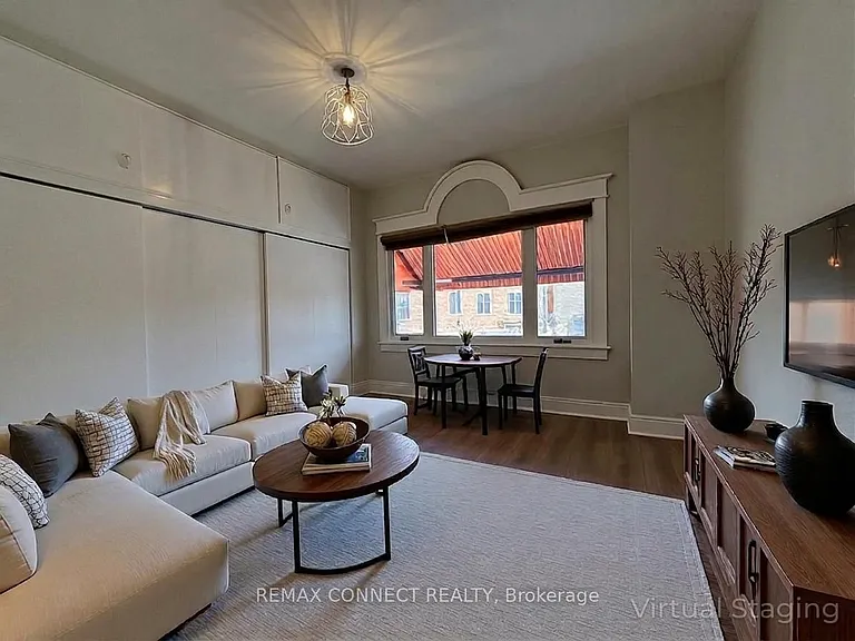 847 Pape Ave #UPPER — Photo 4