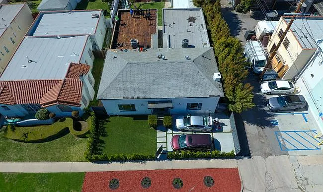 1415 Stearns Dr — Photo 35