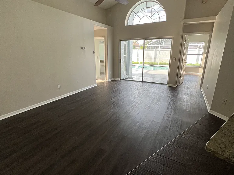 720 Lake Davenport Blvd — Photo 5