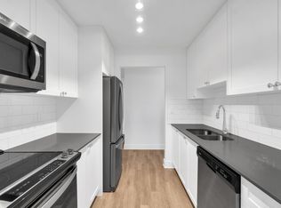 3205 Wetherby Rd #B310, Saanich, BC V8P4A3