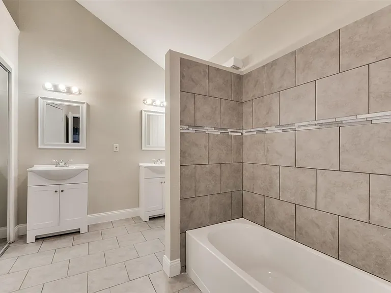 3301 Cliffview Dr — Photo 15