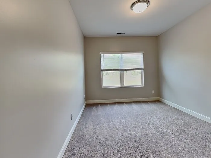 3813 Sapphire Ridge Ct — Photo 14